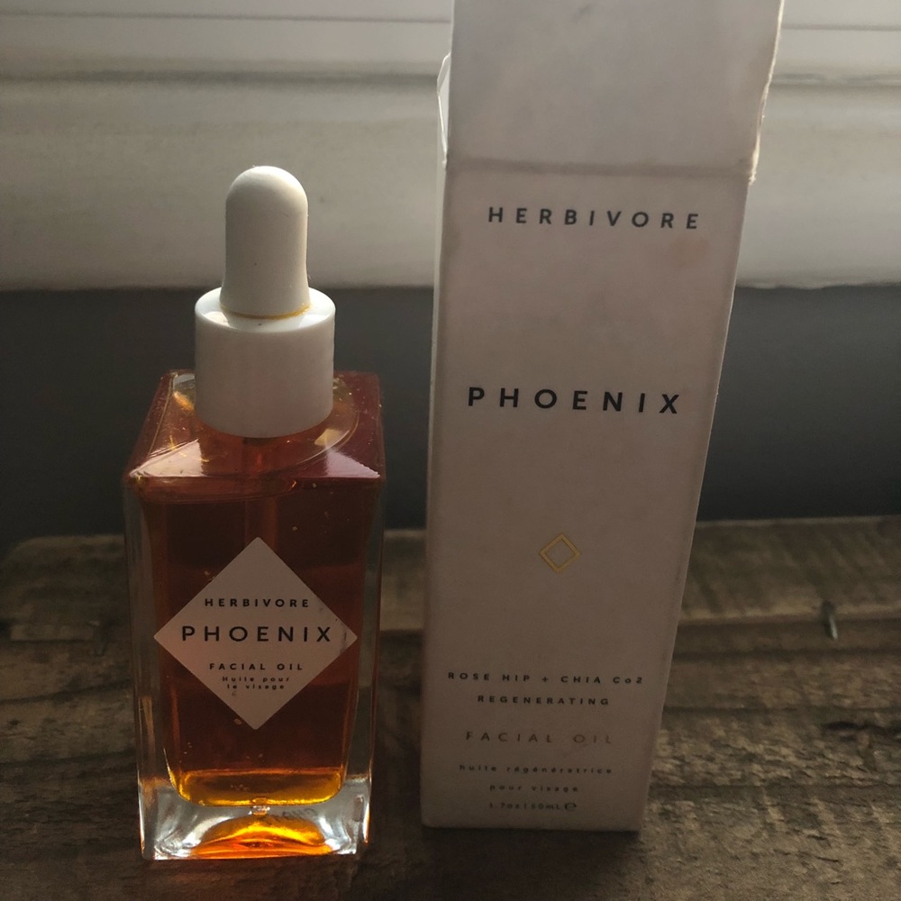 HERBIVORE ( Phoenix Cell Regenerating Facial Oil )
